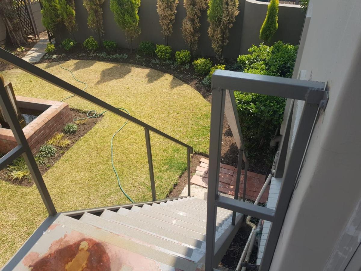 Terrace Lofts Hotel Standerton Buitenkant foto