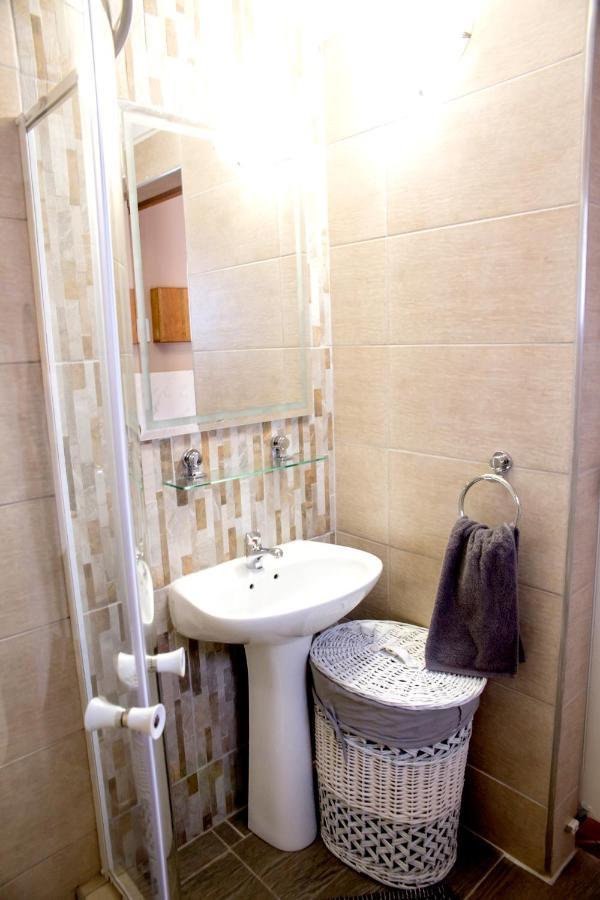 Terrace Lofts Hotel Standerton Buitenkant foto